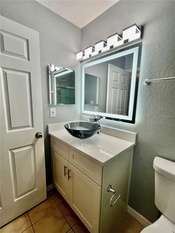 Building Photo - 10263 Gandy Blvd N