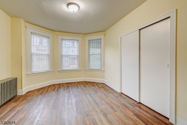 Building Photo - 178 N 16th St