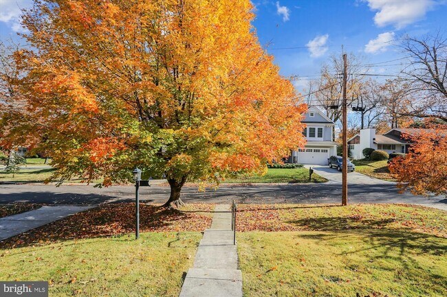 Building Photo - 6403 Tone Dr