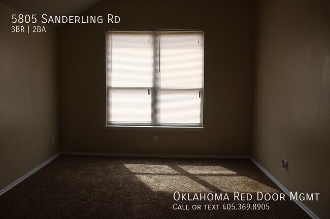 Building Photo - 5805 Sanderling Rd