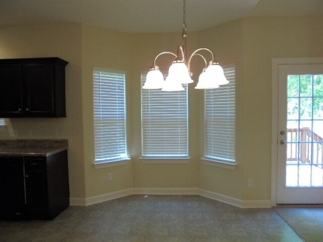 Building Photo - 1413 Napa Pt W
