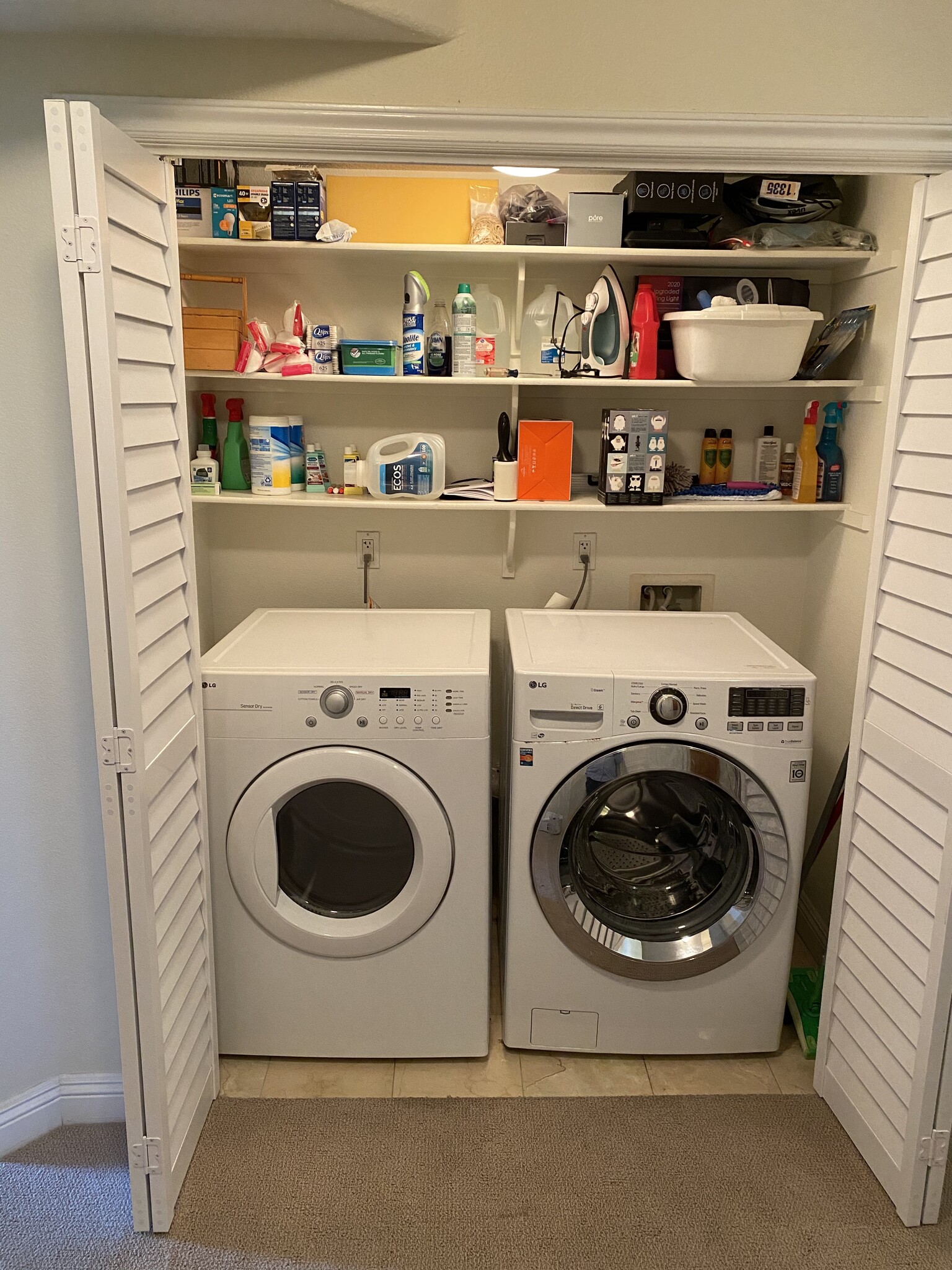 Building Photo - 5831 Seawalk Dr