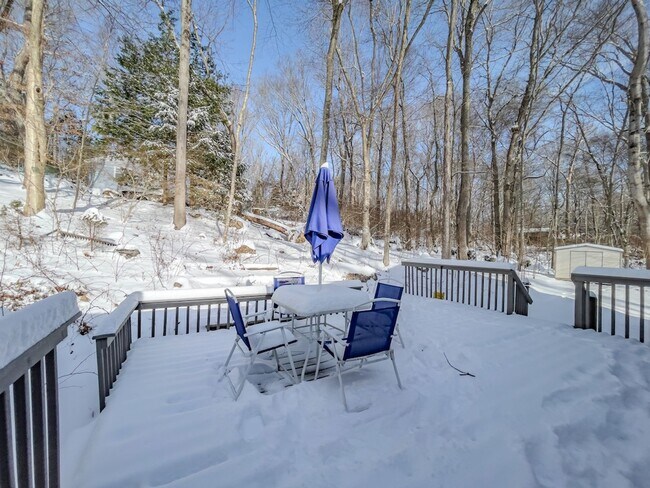 Building Photo - Spacious 4BR/2.5BA/2Car Garage Home with Finished Basement & Hardwood Floors – Gales Ferry