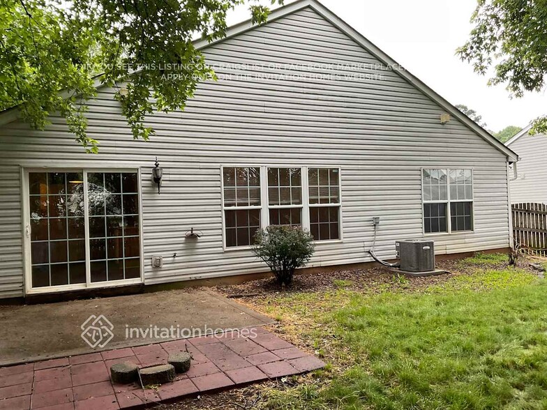 Building Photo - 2073 Chapel Creek Rd