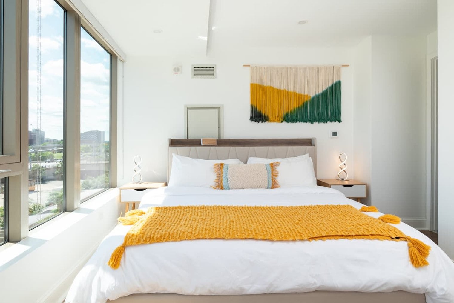 Building Photo - 44 Beach St