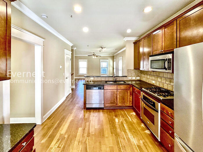 Building Photo - 1428 Olden Ln