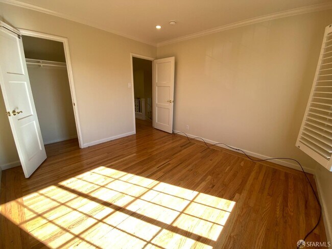 Building Photo - 60 Westdale Ave