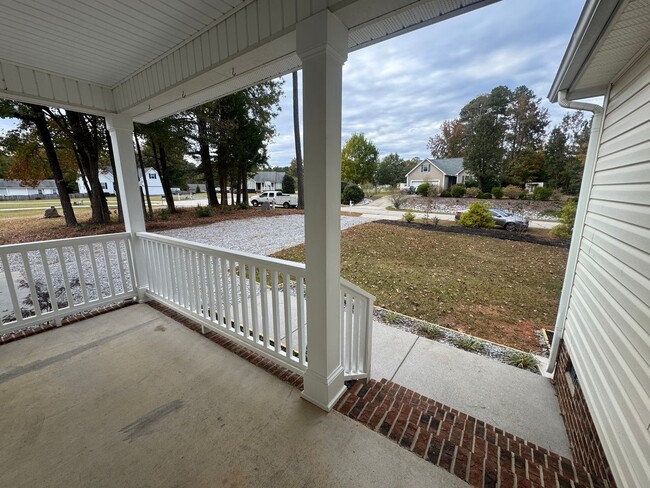 Building Photo - 4308 Shadowmoss Ct