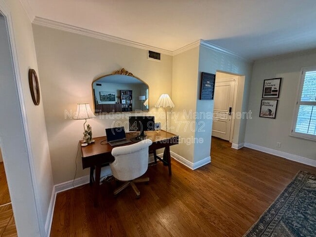 Building Photo - 7104 Catalonia Ave