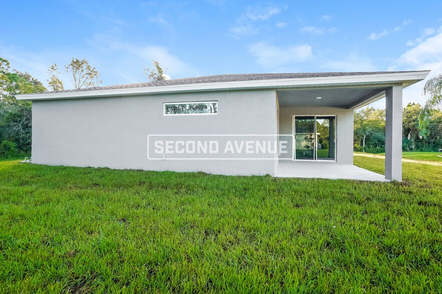 Building Photo - 3695 Rockman St