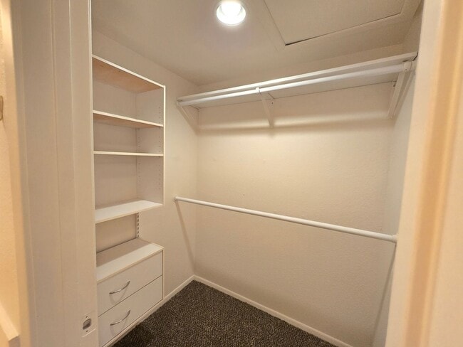 Building Photo - 3 Bedroom 2.5 Bathroom Sonoma Village Townhouse