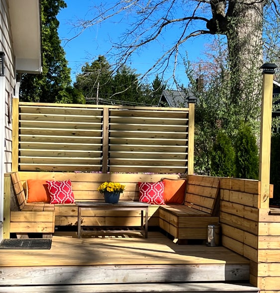 Building Photo - 535 Willow Rd