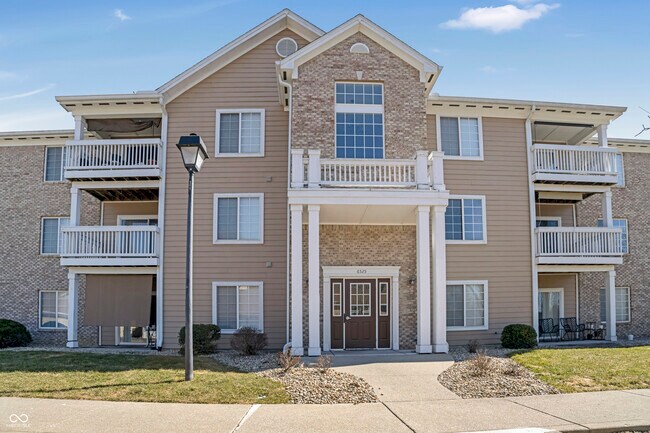 Primary Photo - 6525 Emerald Hill Ct
