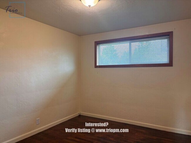 Building Photo - 1663 Larkspur Loop