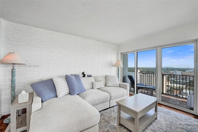 Building Photo - 1201 S Ocean Dr