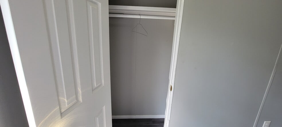 Bedroom 2 Closet - 23047 Cactus Rd