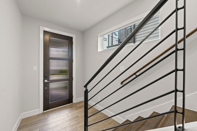 Building Photo - Modern Three-Story Home in Timbergrove Yards
