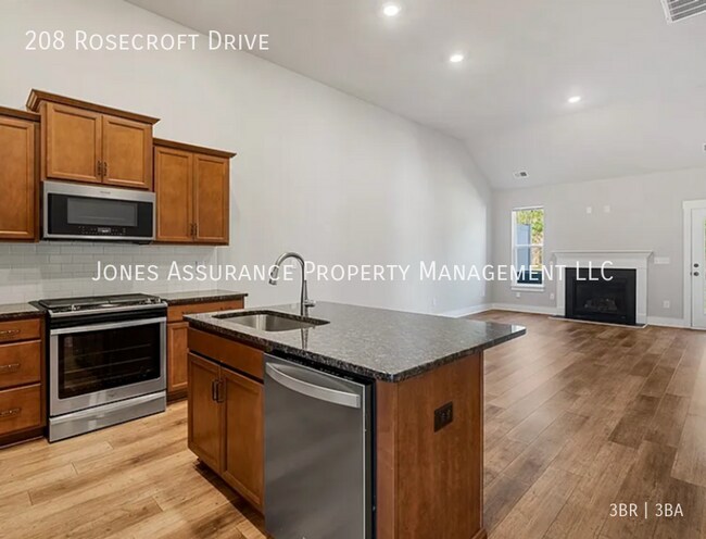 Building Photo - 208 Rosecroft Dr