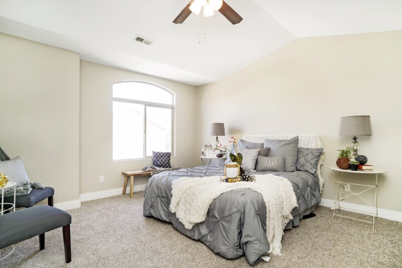 Building Photo - 2899 1150 W