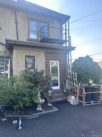Building Photo - 298 Highland Ave