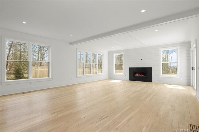 Building Photo - 2 Argento Ln