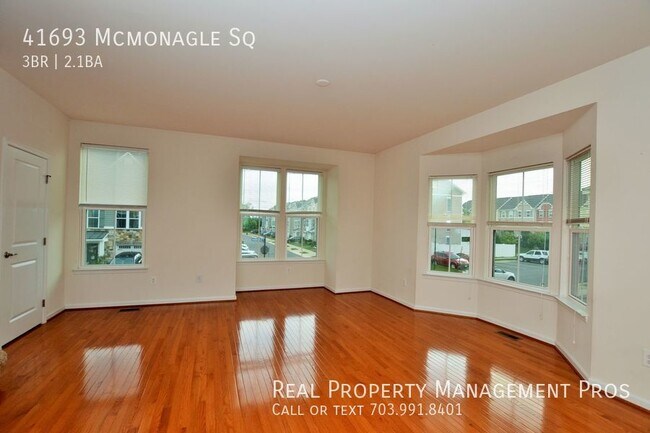 Building Photo - 41693 McMonagle Square