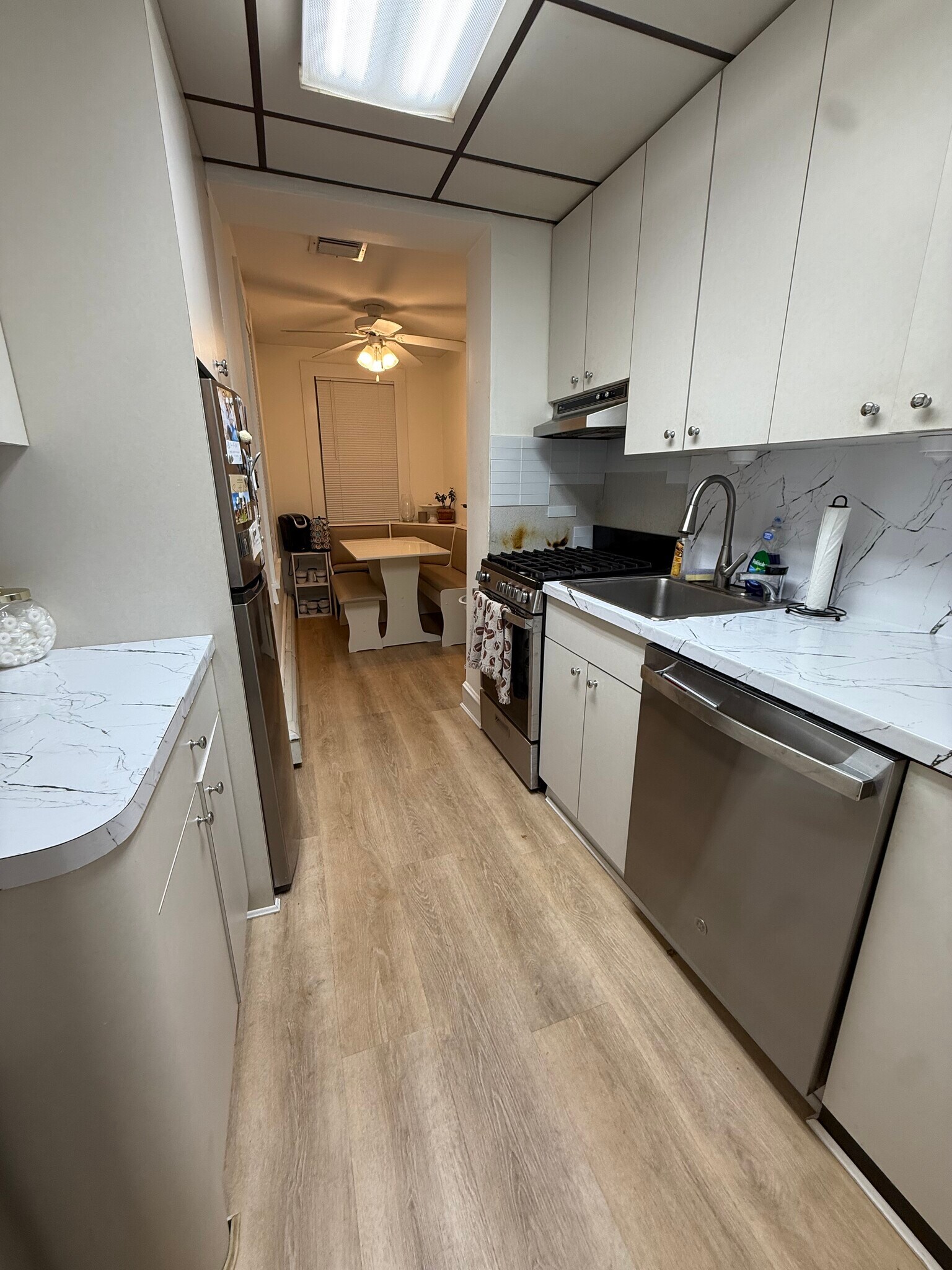 Kitchen view 1 - 9 Green St