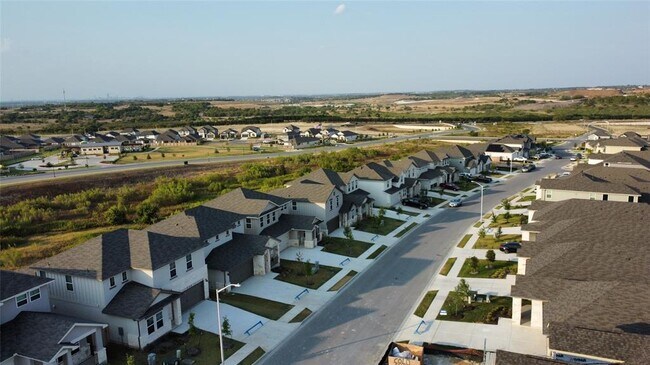 Building Photo - 6400 Rounded Pebble Ln