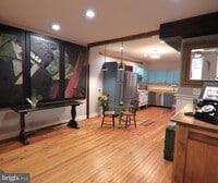 Building Photo - 1223 Haubert St