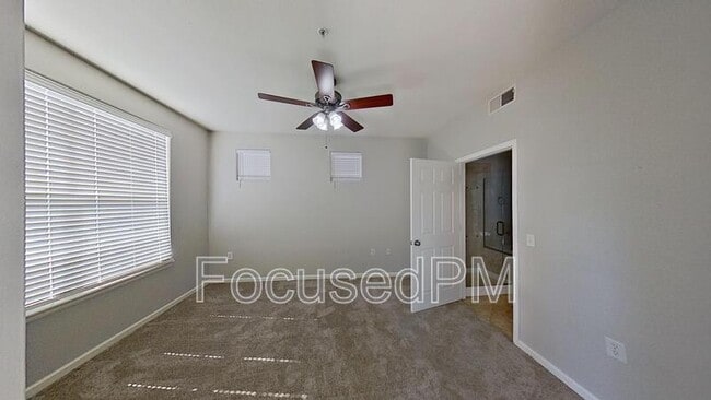 Building Photo - 1747 N Pearl St