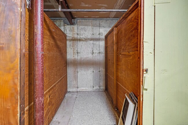 Building Photo - 38 Rambling Brook Ln