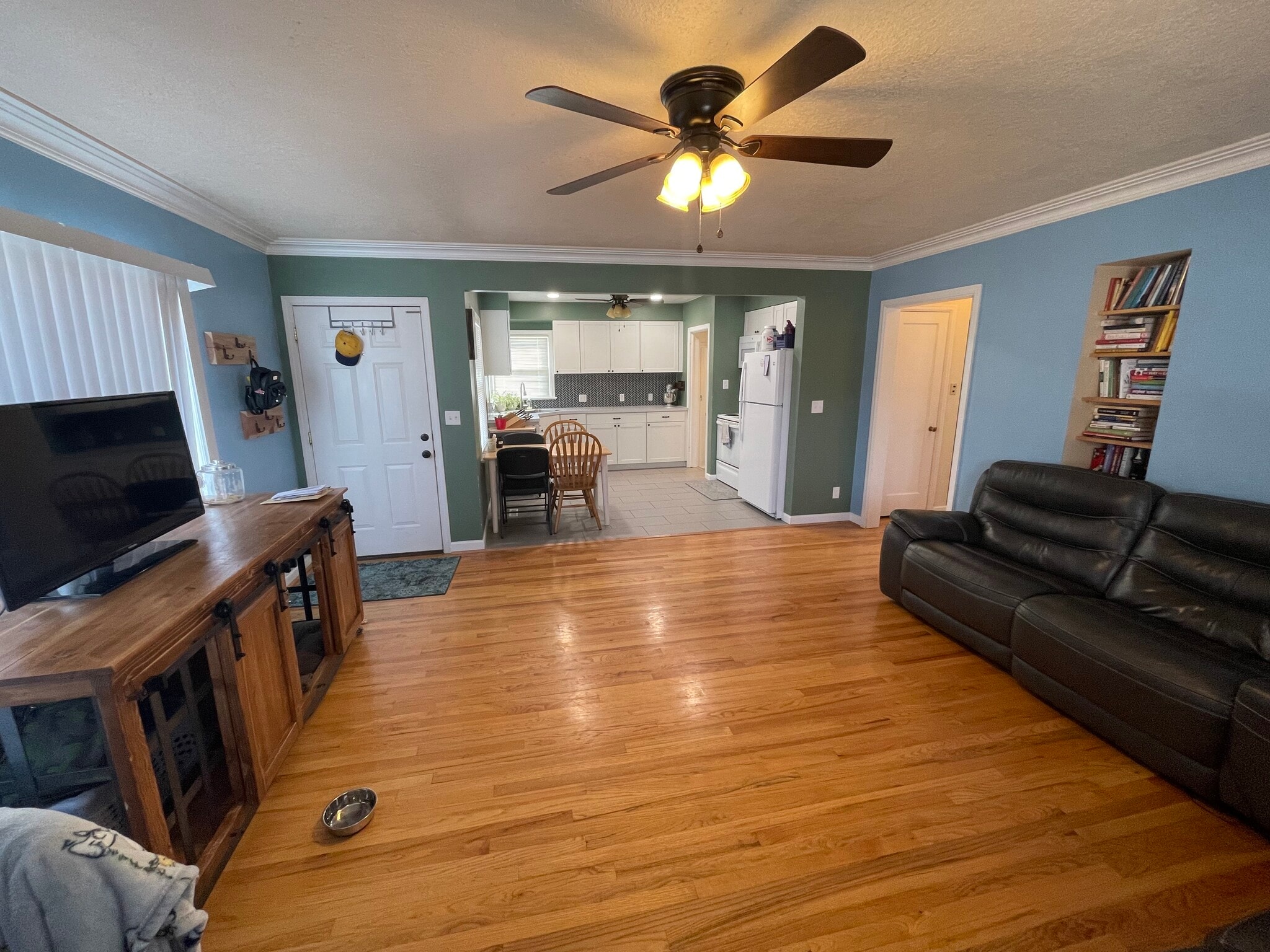 Building Photo - 435 N 13th Ave