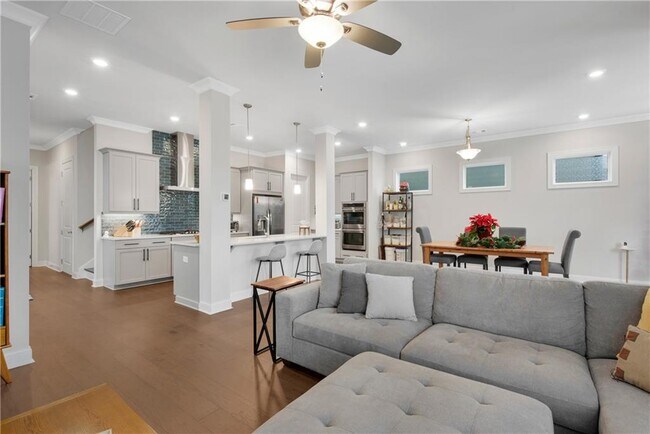 Building Photo - 3192 Bartee Walk