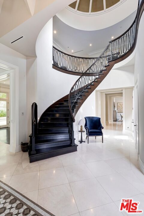 Building Photo - 1159 Somera Rd