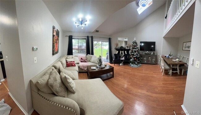 Building Photo - 36 Sycamore Ct