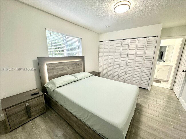 Building Photo - 3511 Quentin Ave