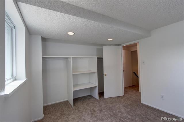 Building Photo - 6233 W Caley Ave