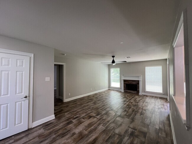 Building Photo - 23816 Stone Ridge Dr.