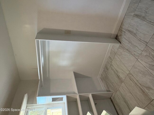 Building Photo - 313 Oleander Pl