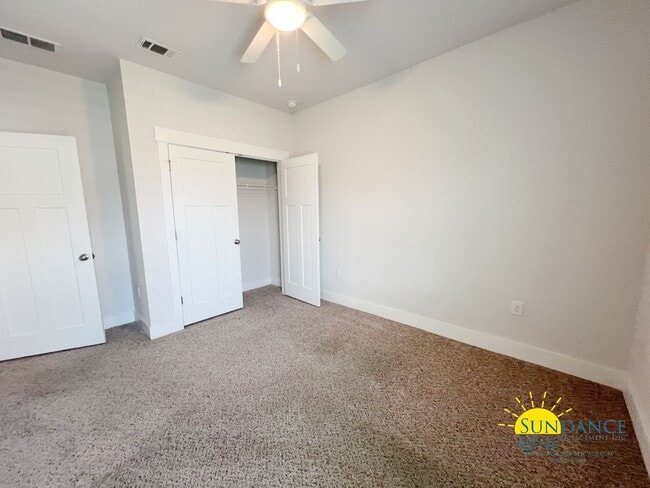 Building Photo - 4-Bedroom SOLAR ENERGY Home in Shoal River Landing!