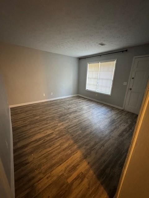 Building Photo - 8327 Glenwoods Terrace
