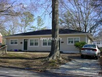 Building Photo - 1004 Virgie St