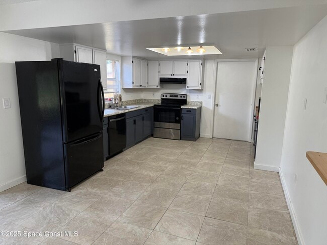 Building Photo - 5425 Country Ln