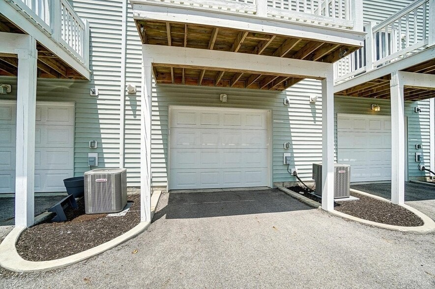 Building Photo - 5787 Passage Creek Dr