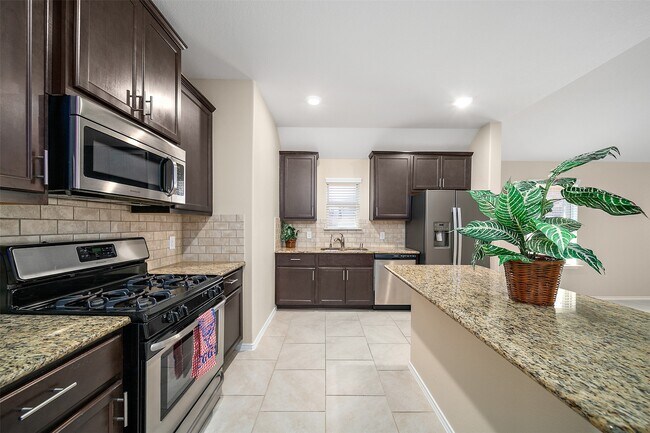 Building Photo - 23626 Legano Dr