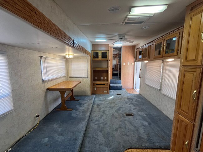 Building Photo - One Bedroom Trailer in Deer Valley - All u...