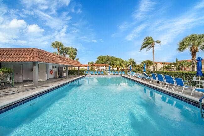 Building Photo - 8980 S Hollybrook Blvd