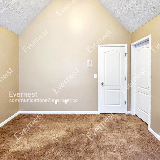 Building Photo - 425 Brunswick Cir