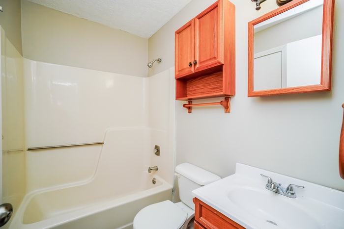 Building Photo - 3991 Briarbush Dr
