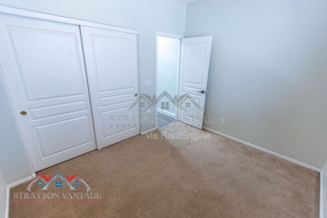 Building Photo - 14099 W Riviera Dr